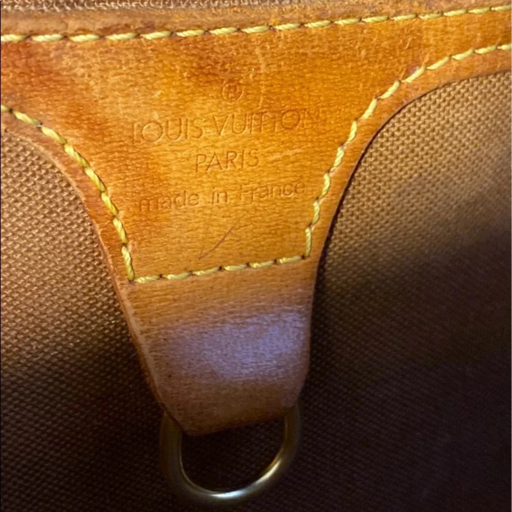 Authentic Louis Vuitton Monogram Ellipse Tote Handbag - Picture 10 of 14